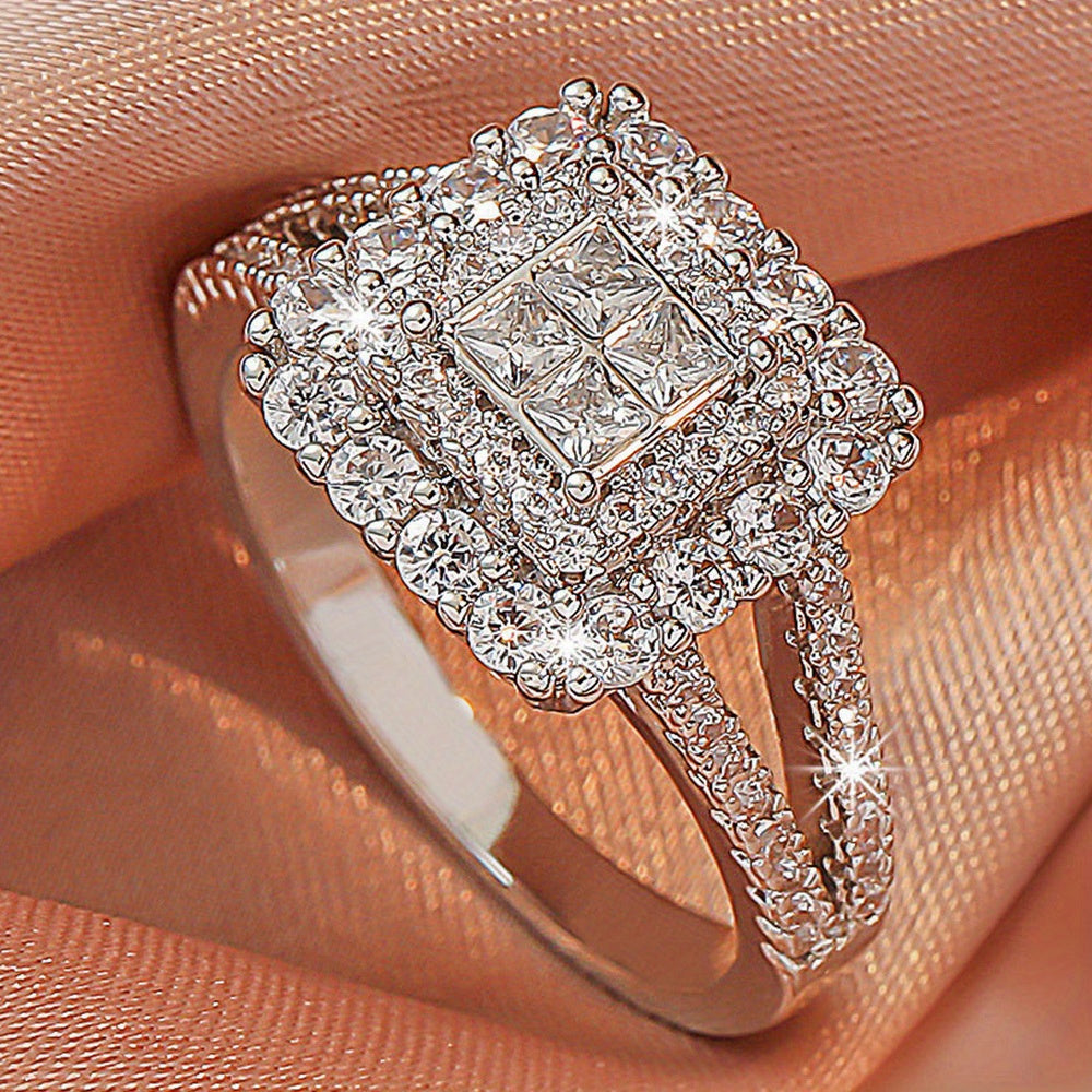 Large multi row white Synthetic Zirconia, fashionable, stylish, and atmospheric. Couples, lovers, gifts, wedding rings, Holiday Accessories, Couple Jewelry, Elegant Rings, Stylish Jewelry, Plated Rings, Highquality Finish, St